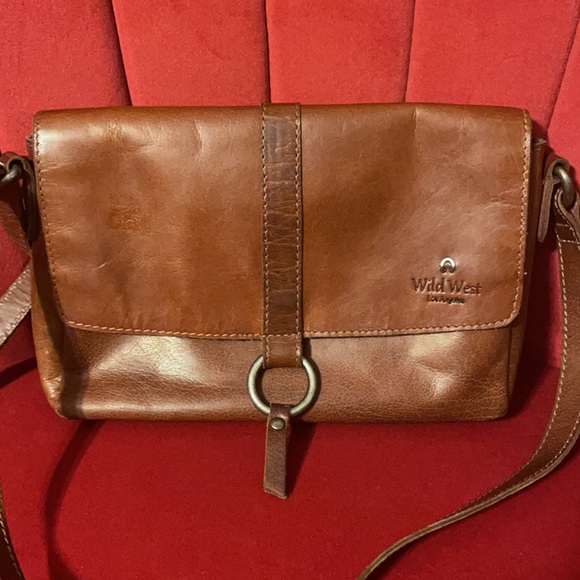 WILD WEST GENUINE LEATHER CROSSBODY BAG - Picture 2 of 9